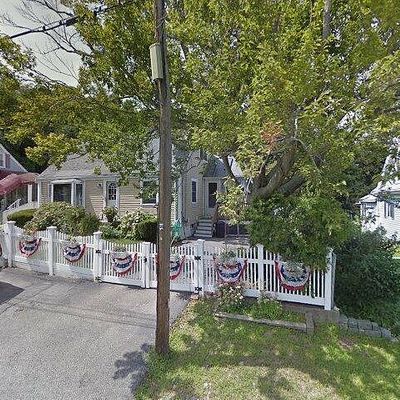 21 Hawthorne St, East Weymouth, MA 02189