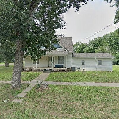 216 W 5 Th St, Miltonvale, KS 67466