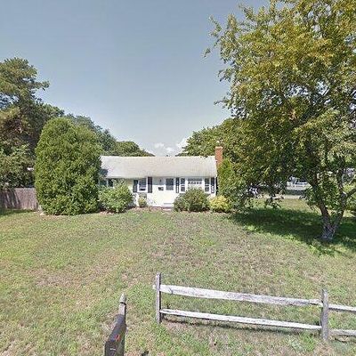 23 Alison Ln, West Yarmouth, MA 02673