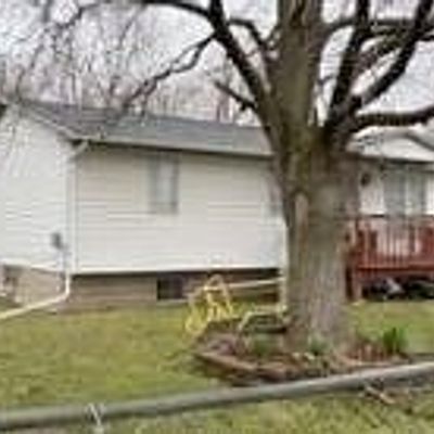 2309 Morton Dr, East Moline, IL 61244