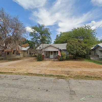 1910 Avenue E, Brownwood, TX 76801