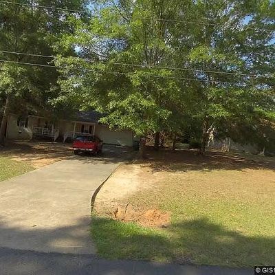 195 Louise Dr, Commerce, GA 30529