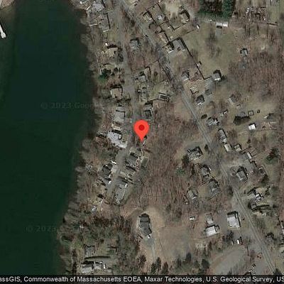 27 Grove St, Southwick, MA 01077