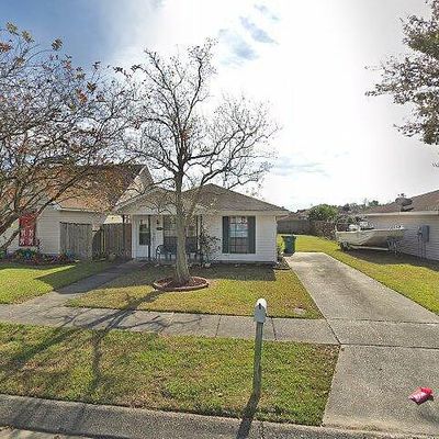 2725 Bayou Boeuf Dr, Marrero, LA 70072