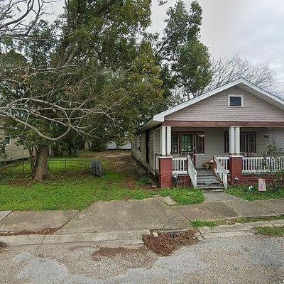 2903 Pocahontas St, New Orleans, LA 70126