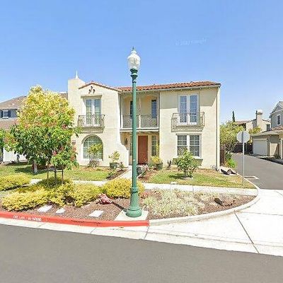 3 Jouett Sq, Alameda, CA 94501