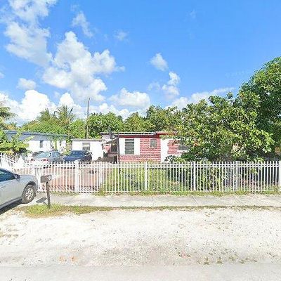 301 Nw 108 Th St, Miami, FL 33168