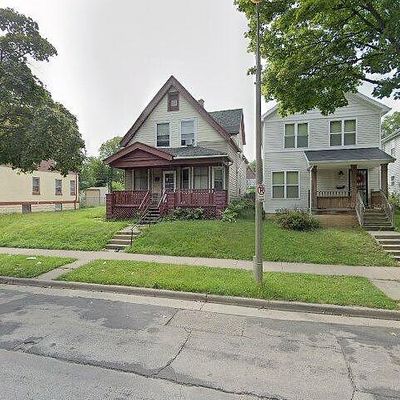 3027 N 25 Th St, Milwaukee, WI 53206