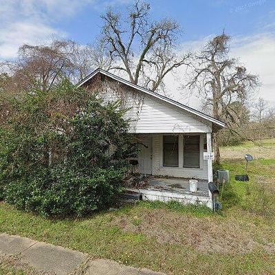 305 Singer St, Pineville, LA 71360