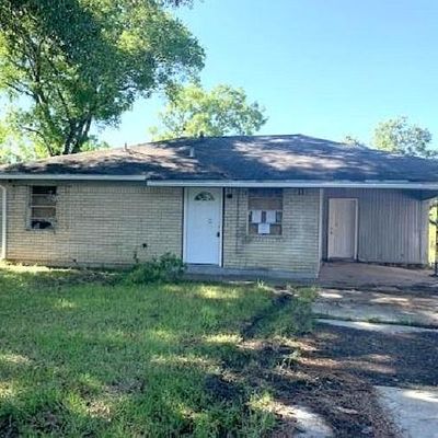 2409 Ticheli Rd, Monroe, LA 71202