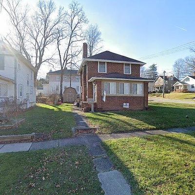 2486 Elmwood St, Cuyahoga Falls, OH 44221