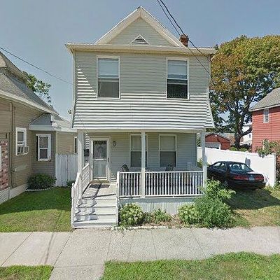 25 California St, West Haven, CT 06516