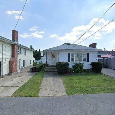 25 Stark Ave, Revere, MA 02151