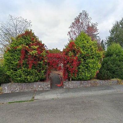 2507 S Oak St, Port Angeles, WA 98362