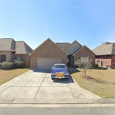 25425 Lake Providence Dr, Denham Springs, LA 70726