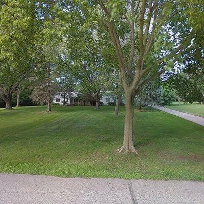 2580 Root River Pkwy, Milwaukee, WI 53227