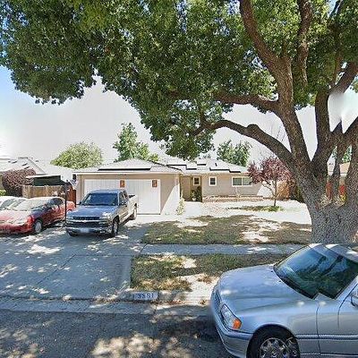 3561 E Rialto Ave, Fresno, CA 93726