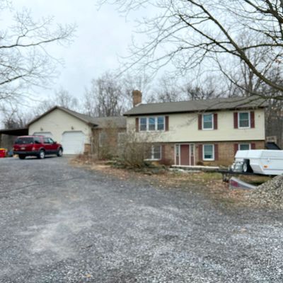 371 Bob Cat Rd, Newville, PA 17241