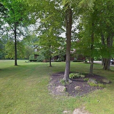 3746 Joyce Ann Dr, Youngstown, OH 44511