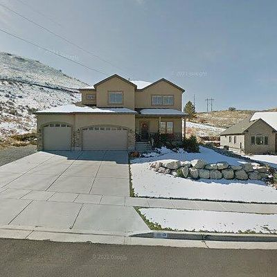 376 Meadows Dr, Tooele, UT 84074