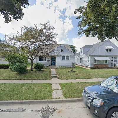 3809 N 81 St St, Milwaukee, WI 53222