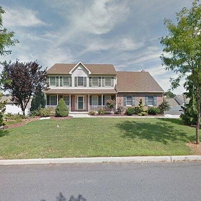 4007 Sapphire Ln, Bethlehem, PA 18020