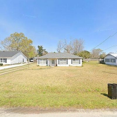 311 Cloverdale Rd, Atmore, AL 36502