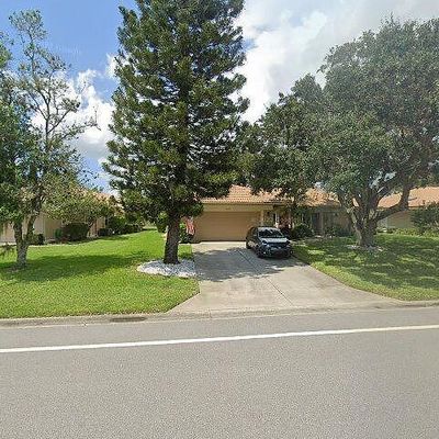 3176 E Village Dr, Venice, FL 34293