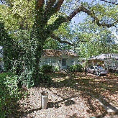 3208 Levin St, Alexandria, LA 71301