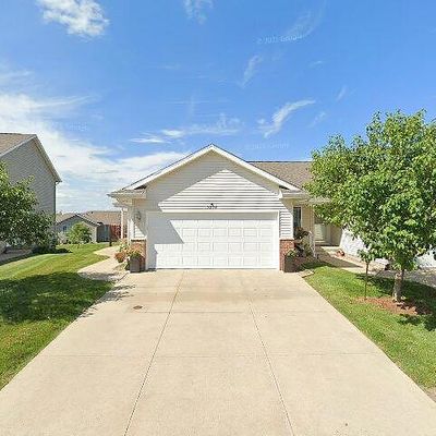 3237 Prairie Bend Cir, Marion, IA 52302