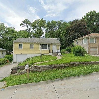 33 Happy Hollow Blvd, Council Bluffs, IA 51503
