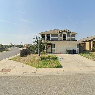 3319 Armando Pena Dr, Laredo, TX 78046