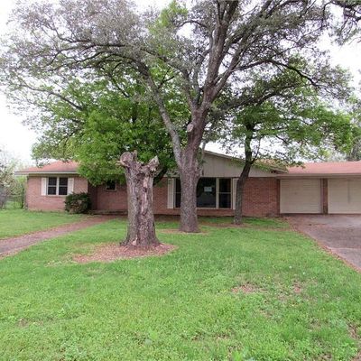 4712 Country Aire Dr, Waco, TX 76708