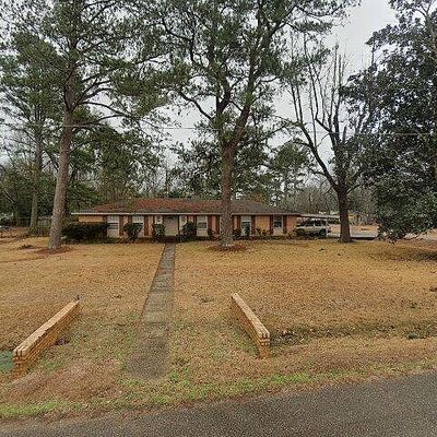 4910 Peachtree St, Millbrook, AL 36054