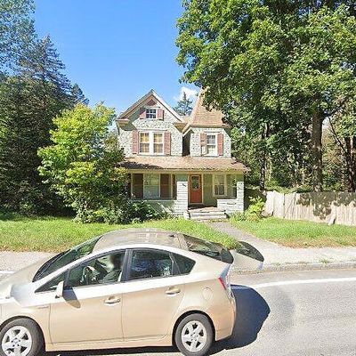 51 Acton Rd, Chelmsford, MA 01824
