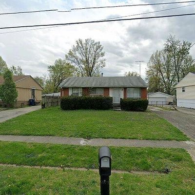 5104 Red Fern Rd, Louisville, KY 40218