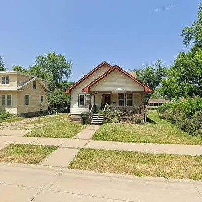 410 Belknap Pl, Keokuk, IA 52632