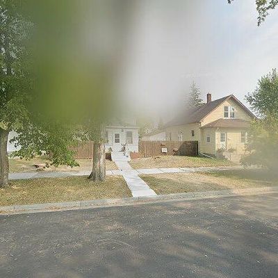 412 Duluth Ave N, Thief River Falls, MN 56701