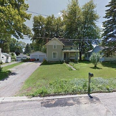 42 Morry St, Hillsdale, MI 49242