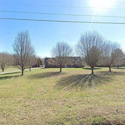 4211 Sandy Springs Rd, Springfield, TN 37172