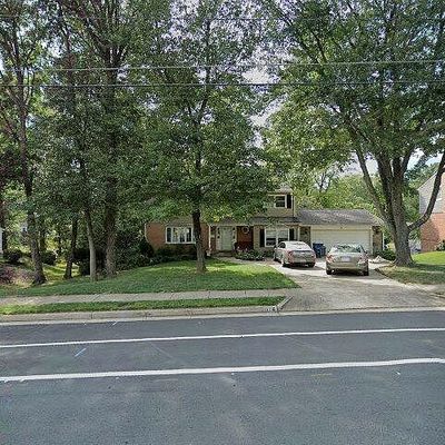 4216 Braeburn Dr, Fairfax, VA 22032