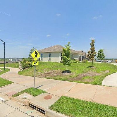 439 Stoneridge Dr, Lawrence, KS 66049