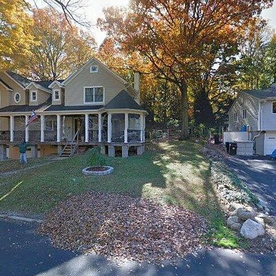 58 Bearfort Ter, Ringwood, NJ 07456