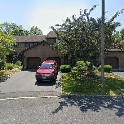 58 Danielle Ct, Lawrence Township, NJ 08648