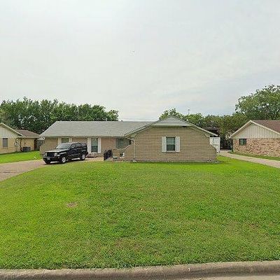 616 Turtle Creek Dr, Greenville, TX 75402