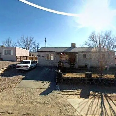 617 Washington Ave, Grants, NM 87020