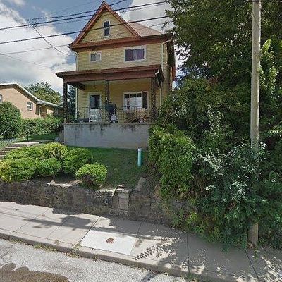 641 Chestnut St, Irwin, PA 15642