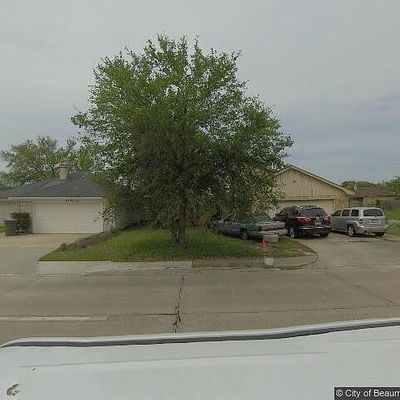 6702 Gladys Ave, Beaumont, TX 77706