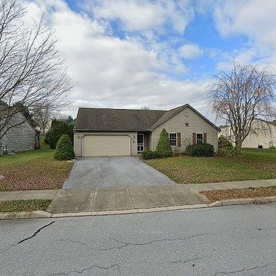 52 Springhouse Dr, Myerstown, PA 17067