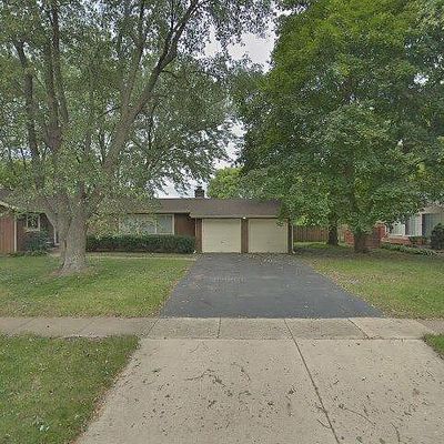 520 James Ct, Algonquin, IL 60102